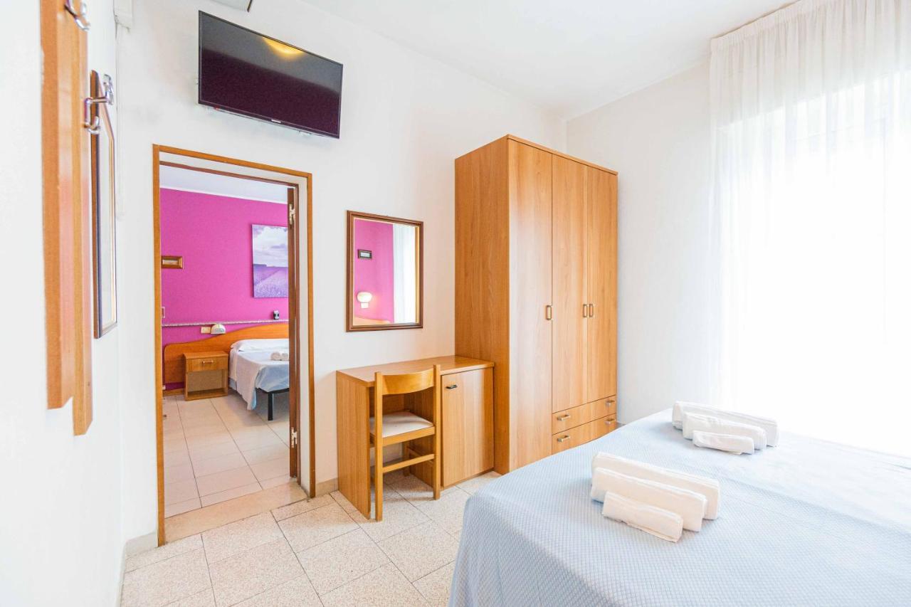 Hotel Arlino Rimini Exterior photo